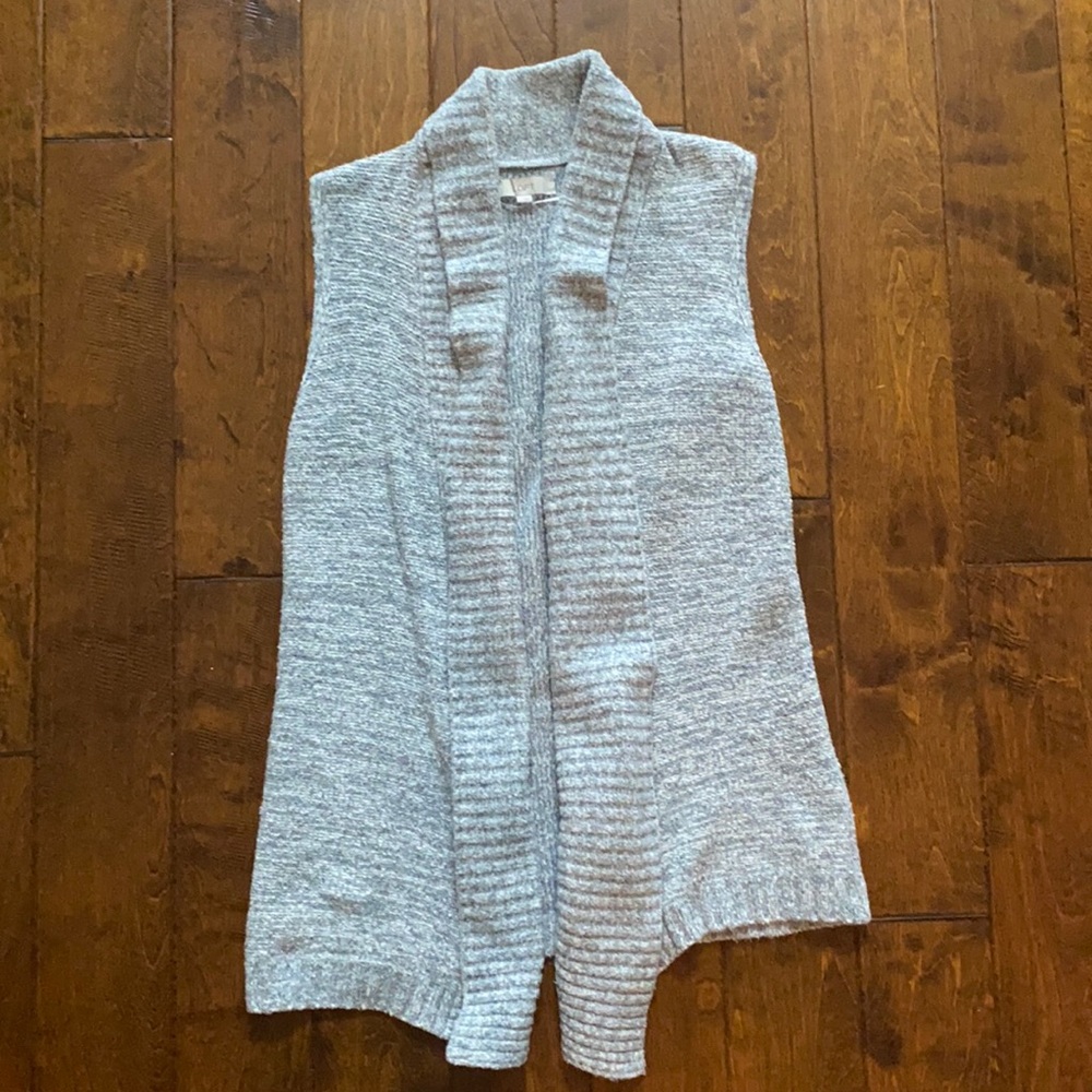 LOFT sleeveless sweater size Medium